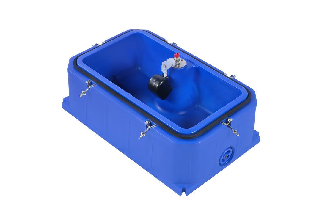 एलएलडीपीई पशुधन ऑटो वाटरर के साथ 1 सेट 220V300W हीटिंग डिस्क के साथ मवेशियों के लिए