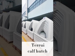 सफेद पॉलीथीन मौसम प्रतिरोधी Rectangle Calf Hutches Insulated मौसम प्रतिरोधी