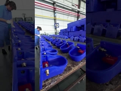 2.66 किलोग्राम टिकाऊ पीपी प्लास्टिक पशुधन पानी के कटोरे